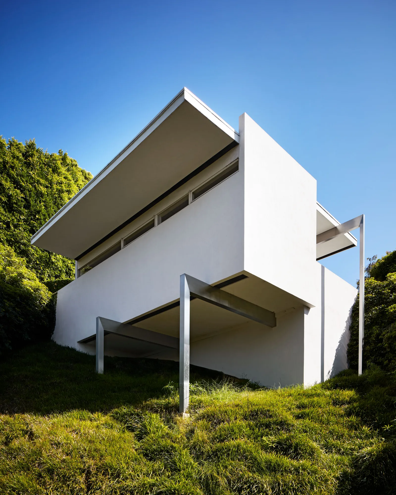 Inside Ryan Murphy’s Bel Air Home Built By Richard Neutra | Architectural Digest